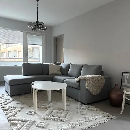 Atmospheric Apartment *